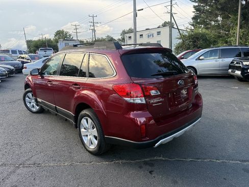 Used 2012 Subaru Outback 2.5i Premium AWD/4WD image 7