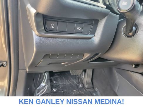 Used 2022 MAZDA CX-30 AWD 2.5 S w/ Select Package image 34