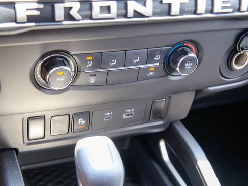Certified 2026 Nissan Frontier SV AWD/4WD image 14