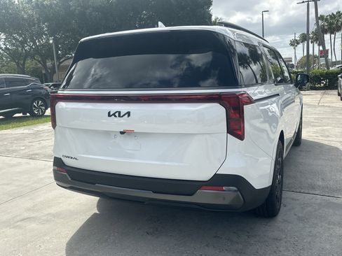 New 2026 Kia Carnival SX FWD image 6