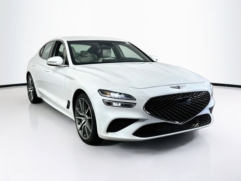 Used 2023 Genesis G70 2.0T RWD image 3