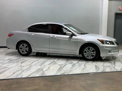 Used 2012 Honda Accord LX image 5