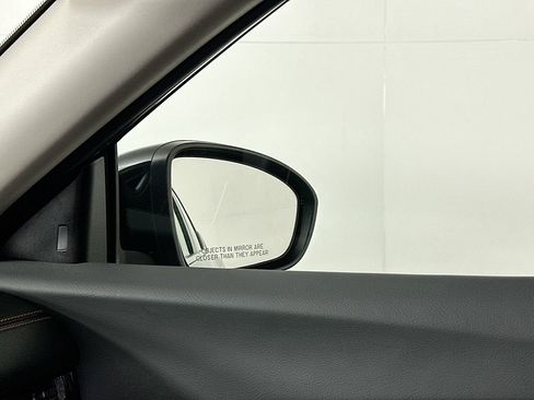 Used 2022 Nissan Sentra SR w/ Trunk Package image 25