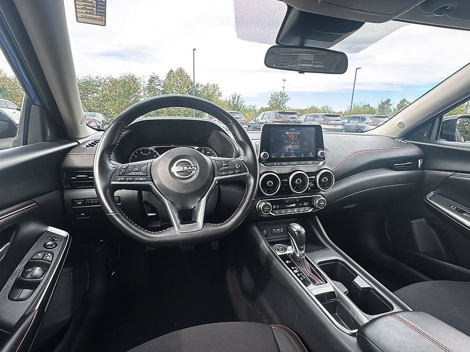 Certified 2025 Nissan Sentra SR FWD image 29
