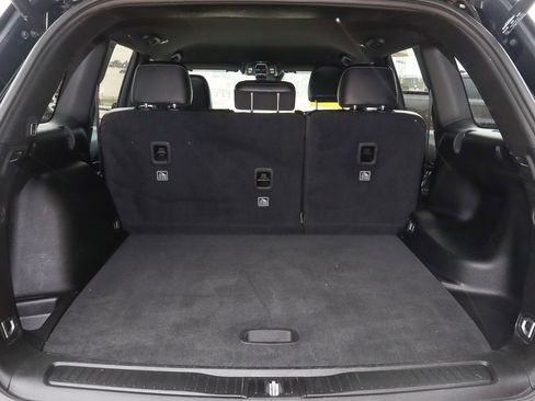 Used 2023 Jeep Grand Cherokee Altitude image 9