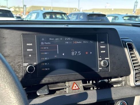 Certified 2024 Kia Sportage LX image 17