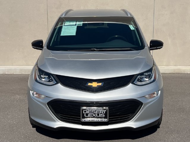 Used 2020 Chevrolet Bolt Premier w/ Infotainment Package FWD image 3