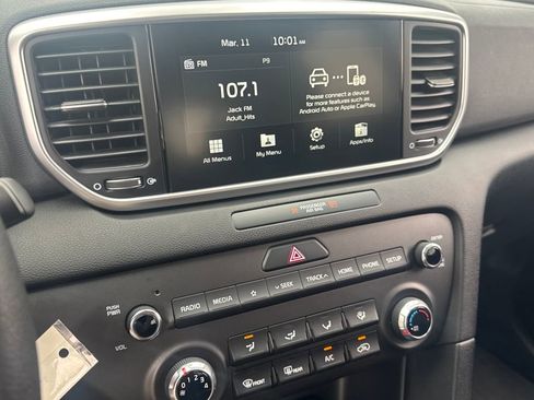 Used 2021 Kia Sportage LX image 21