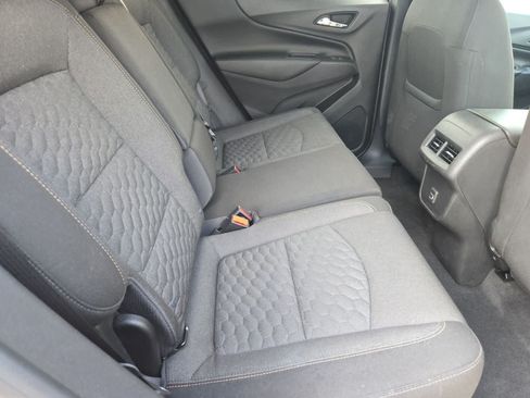 Used 2019 Chevrolet Equinox LT FWD image 18