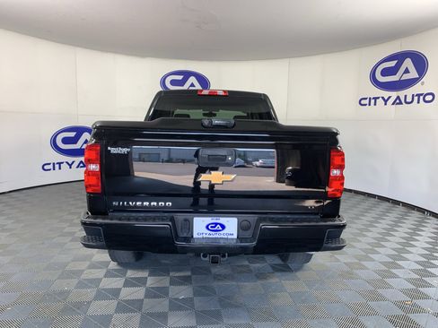 Used 2018 Chevrolet Silverado 1500 LT w/ All Star Edition image 4