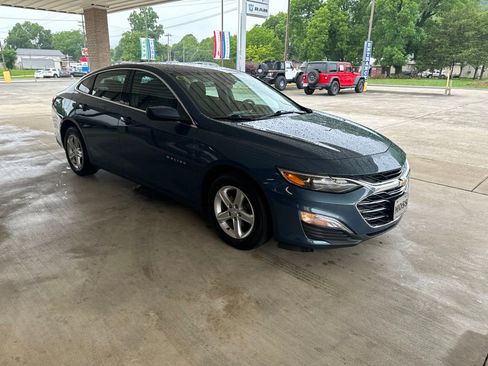 Used 2024 Chevrolet Malibu LS w/ LPO, Floor Liner Package FWD image 3