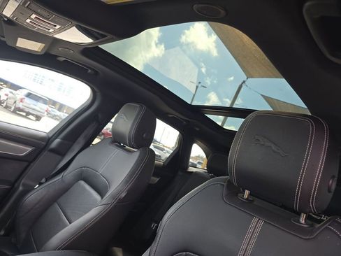 Used 2024 Jaguar F-PACE R-Dynamic S image 9