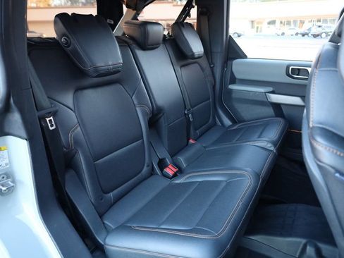 Used 2021 Ford Bronco Badlands image 30