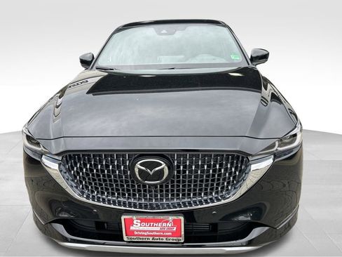 New 2025 MAZDA CX-5 Signature image 2
