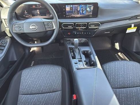 New 2026 Nissan Sentra SV w/ SV Convenience Package FWD image 24