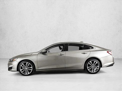 Used 2022 Chevrolet Malibu LT image 9