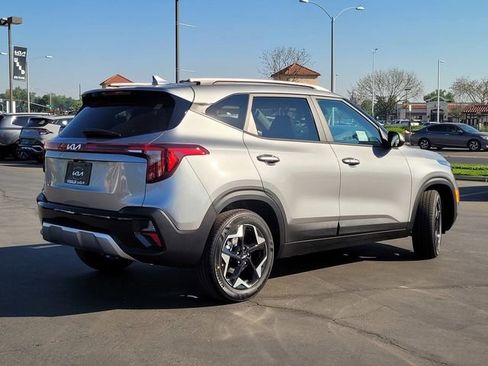 New 2026 Kia Seltos S image 5