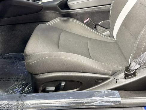 Used 2019 Chevrolet Camaro LT w/ RS Package image 21