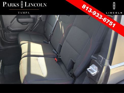 Used 2023 Jeep Wrangler Unlimited Rubicon AWD/4WD image 15