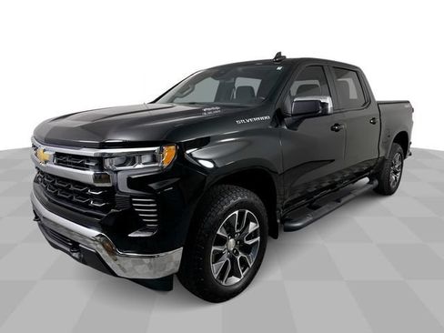 Used 2025 Chevrolet Silverado 1500 LT AWD/4WD image 1