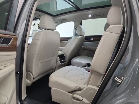 New 2026 Volkswagen Atlas SE FWD image 30