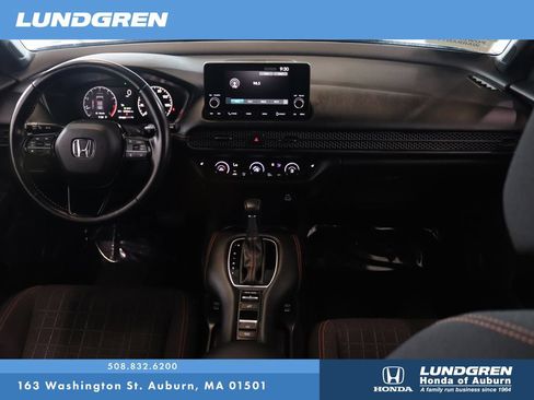 Used 2025 Honda HR-V Sport image 17