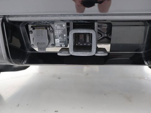 Used 2024 Volkswagen Atlas Cross Sport SEL Premium R-Line image 11