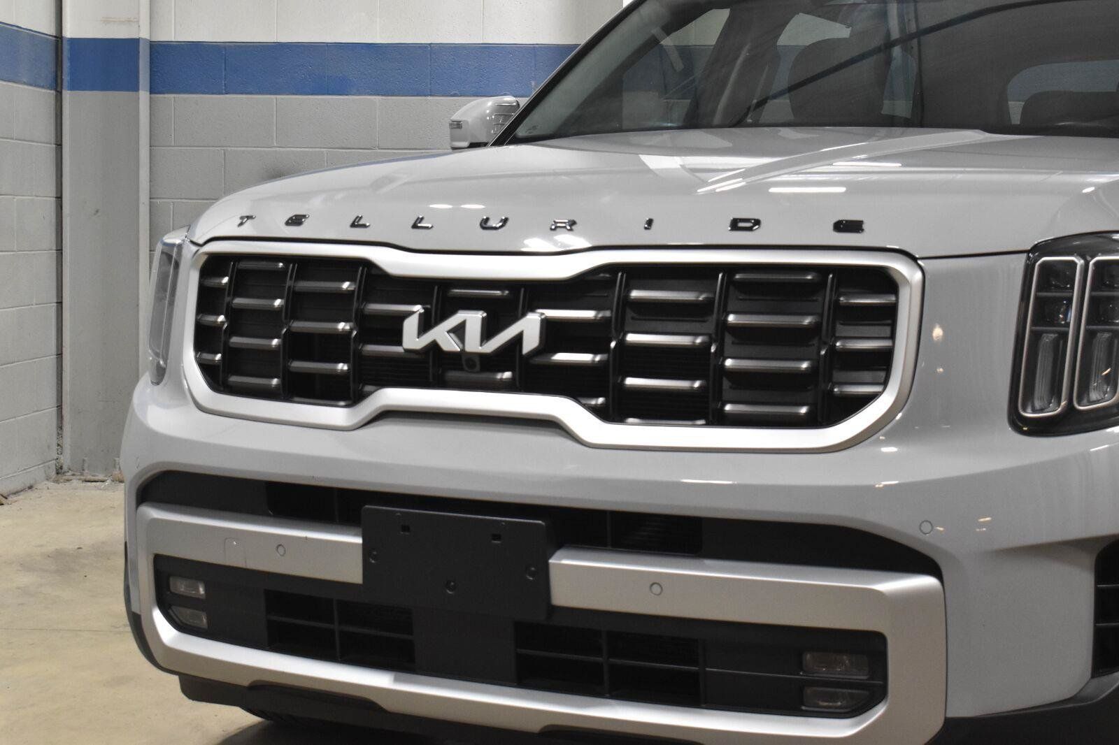 Used 2023 Kia Telluride SX Prestige AWD/4WD image 30