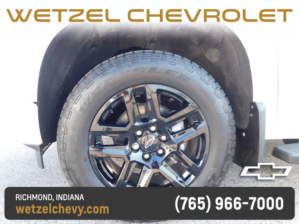 New 2026 Chevrolet Silverado 1500 RST w/ Z71 Off-Road Package AWD/4WD image 14