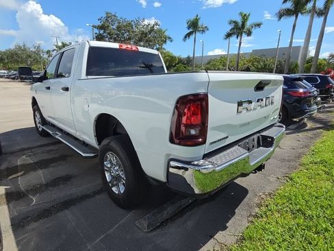 Used 2026 RAM 2500 Big Horn AWD/4WD image 10