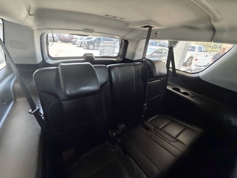 Used 2019 GMC Yukon XL SLT w/ Open Road Package AWD/4WD image 21