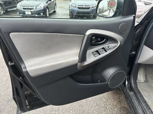 Used 2012 Toyota RAV4 4WD w/ Value Pkg image 7