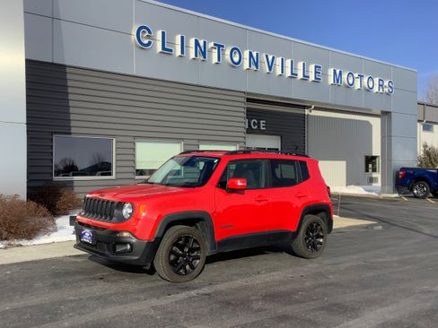 Used 2017 Jeep Renegade Altitude image 1