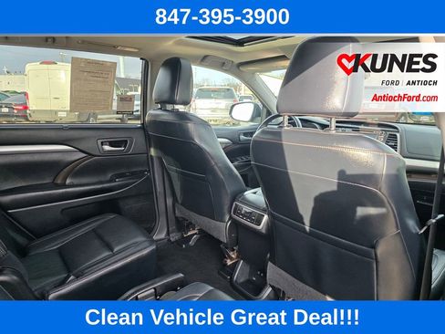 Used 2018 Toyota Highlander XLE image 31