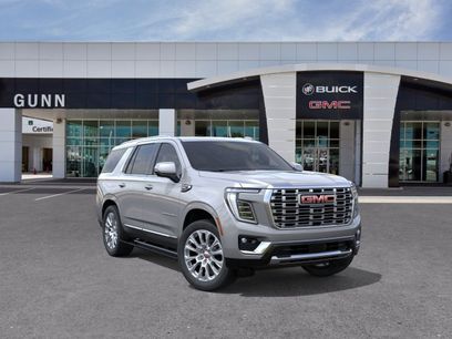 New 2026 GMC Yukon Denali w/ Sun & Power Step Package