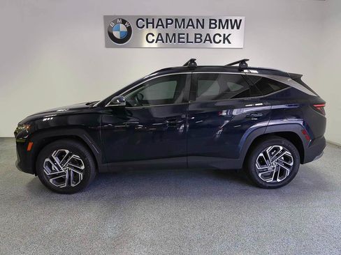 Used 2025 Hyundai Tucson Limited AWD/4WD image 3