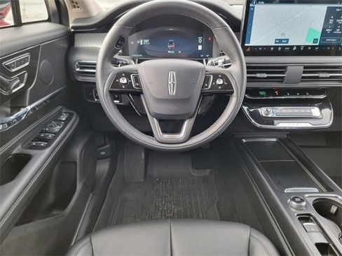 Certified 2024 Lincoln Corsair AWD w/ Equipment Group 101A image 31