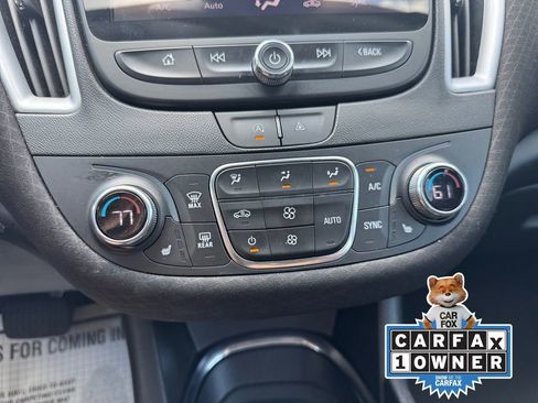 Used 2023 Chevrolet Malibu LT FWD image 36