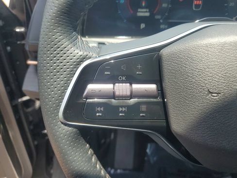 Used 2023 Nissan Ariya FWD image 19