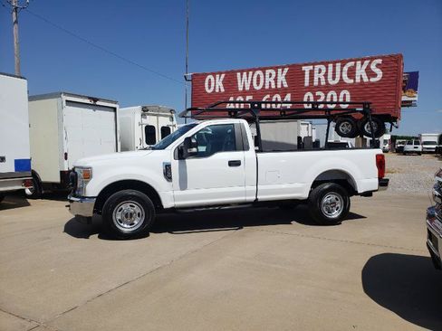 Used 2022 Ford F250 XL w/ Power Equipment Group RWD image 2