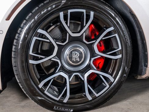 Used 2023 Rolls-Royce Ghost Black Badge w/ Black Badge Ghost Package image 11