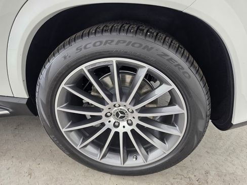 New 2026 Mercedes-Benz GLE 450 4MATIC image 11