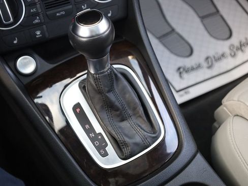 Used 2016 Audi Q3 2.0T Premium Plus w/ Technology Package image 38