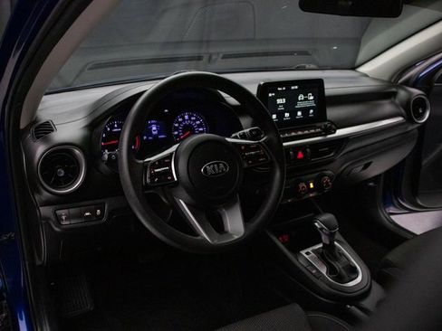 Used 2020 Kia Forte LXS image 25