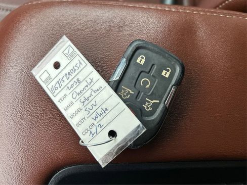 Used 2018 Chevrolet Suburban Premier image 35