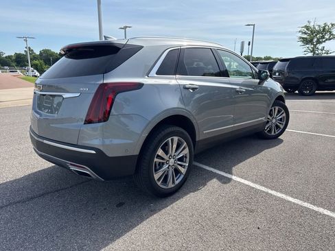 Used 2024 Cadillac XT5 Premium Luxury w/ Technology Package FWD image 4