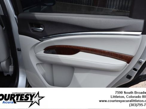 Used 2018 Acura MDX FWD image 32