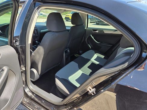 Used 2017 Volkswagen Jetta S FWD image 17
