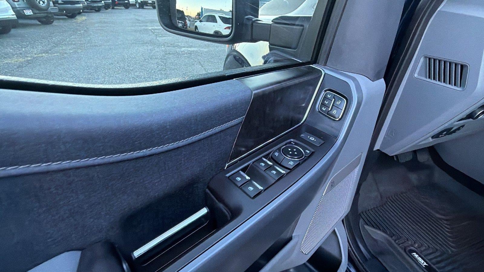 Used 2022 Ford F150 Lariat w/ Equipment Group 501A Mid RWD image 15