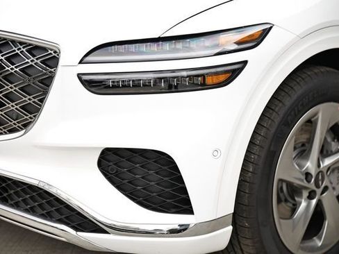 New 2026 Genesis GV70 2.5T Advanced image 13